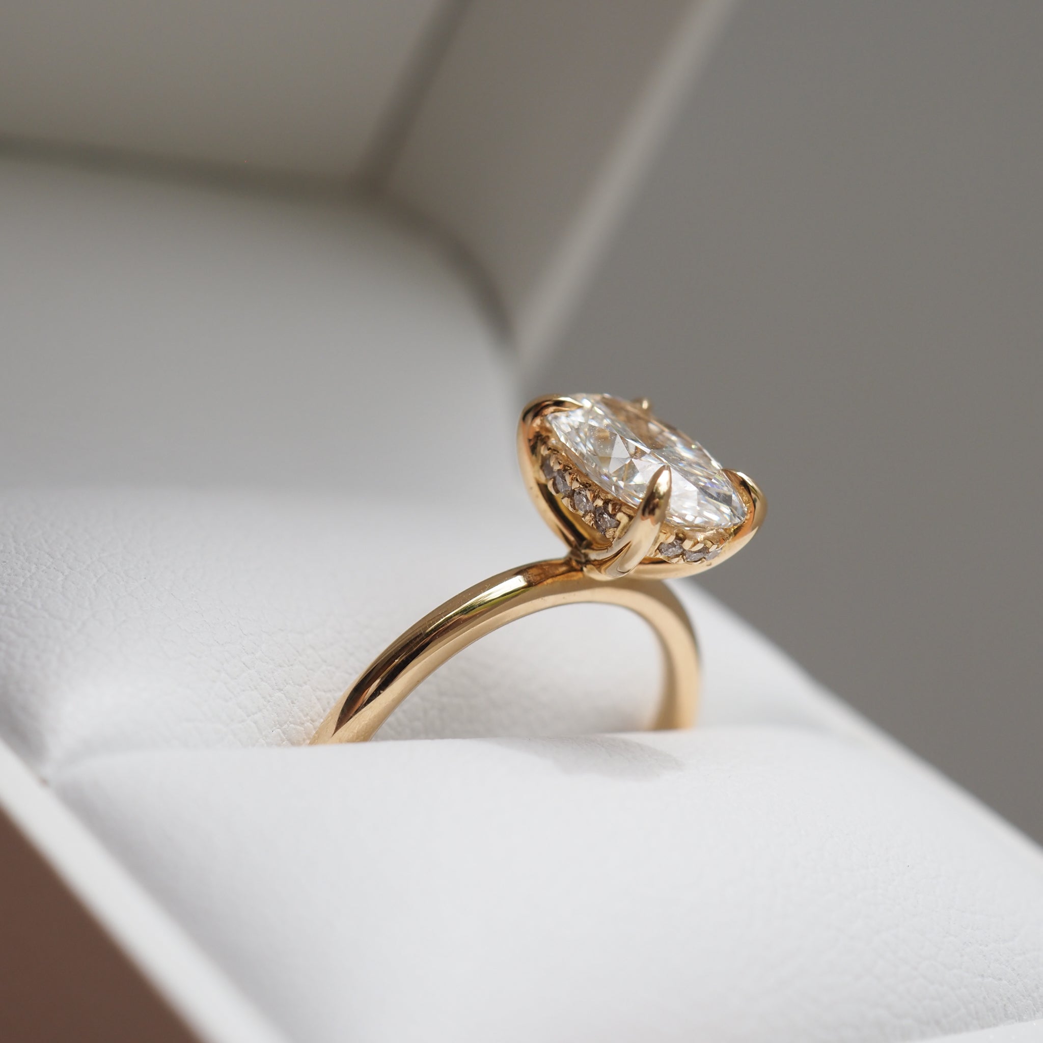 Clara | 1.60ct Oval Diamond Engagement Ring Ready To Wear