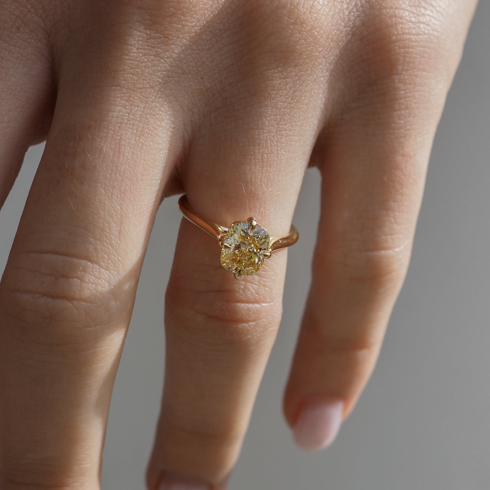 Kali | 1.8ct Champagne Elongated Cushion Solitaire Ring