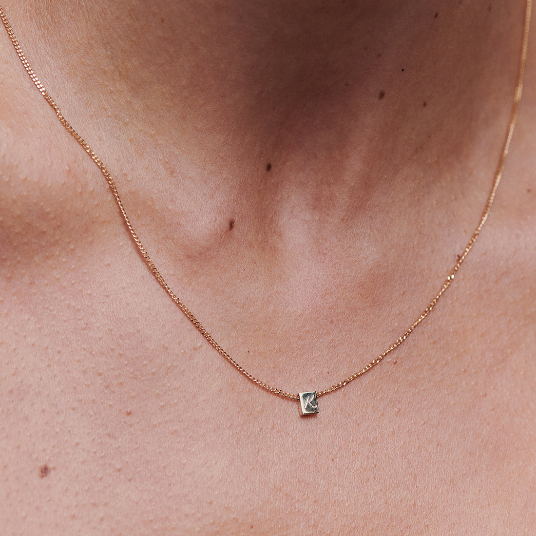 Tablet Necklace | Personalised Sliding Necklace