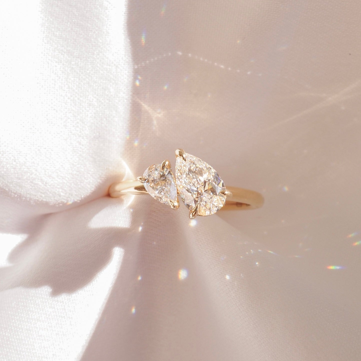 Duet™ | Pear Duet Lab-Grown Diamond Engagement Ring