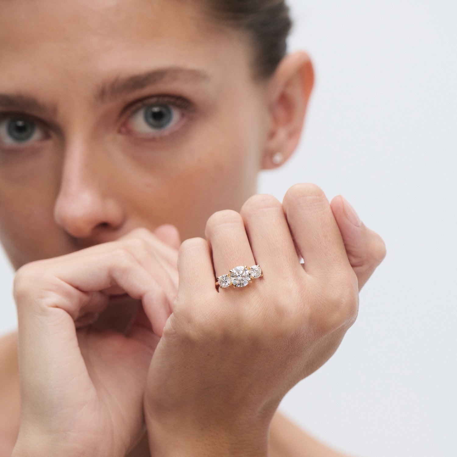 Amora | 2.9ct Round Trilogy Lab-Grown Diamond Engagement Ring