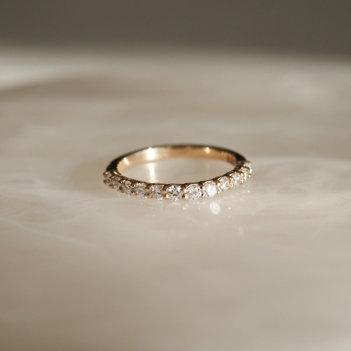 Arraya | 2mm Diamond Wedding Ring | Ready To Wear