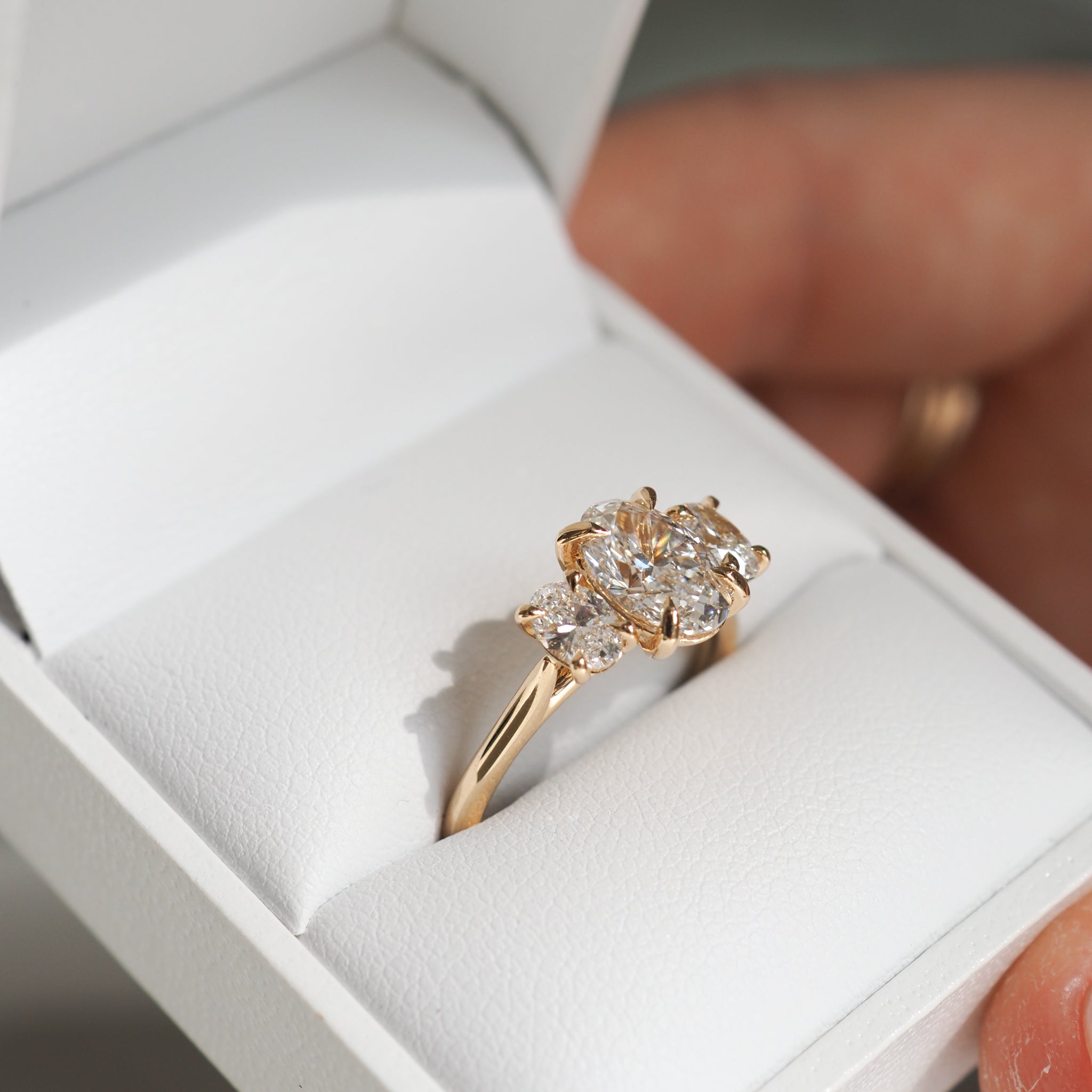 2.5ct Radiant Diamond Engagement Ring, F VS2 Radiant Engagement Ring, 14K  White Gold Diamond Ring, Radiant Diamond Ring, Engagement Ring - Etsy
