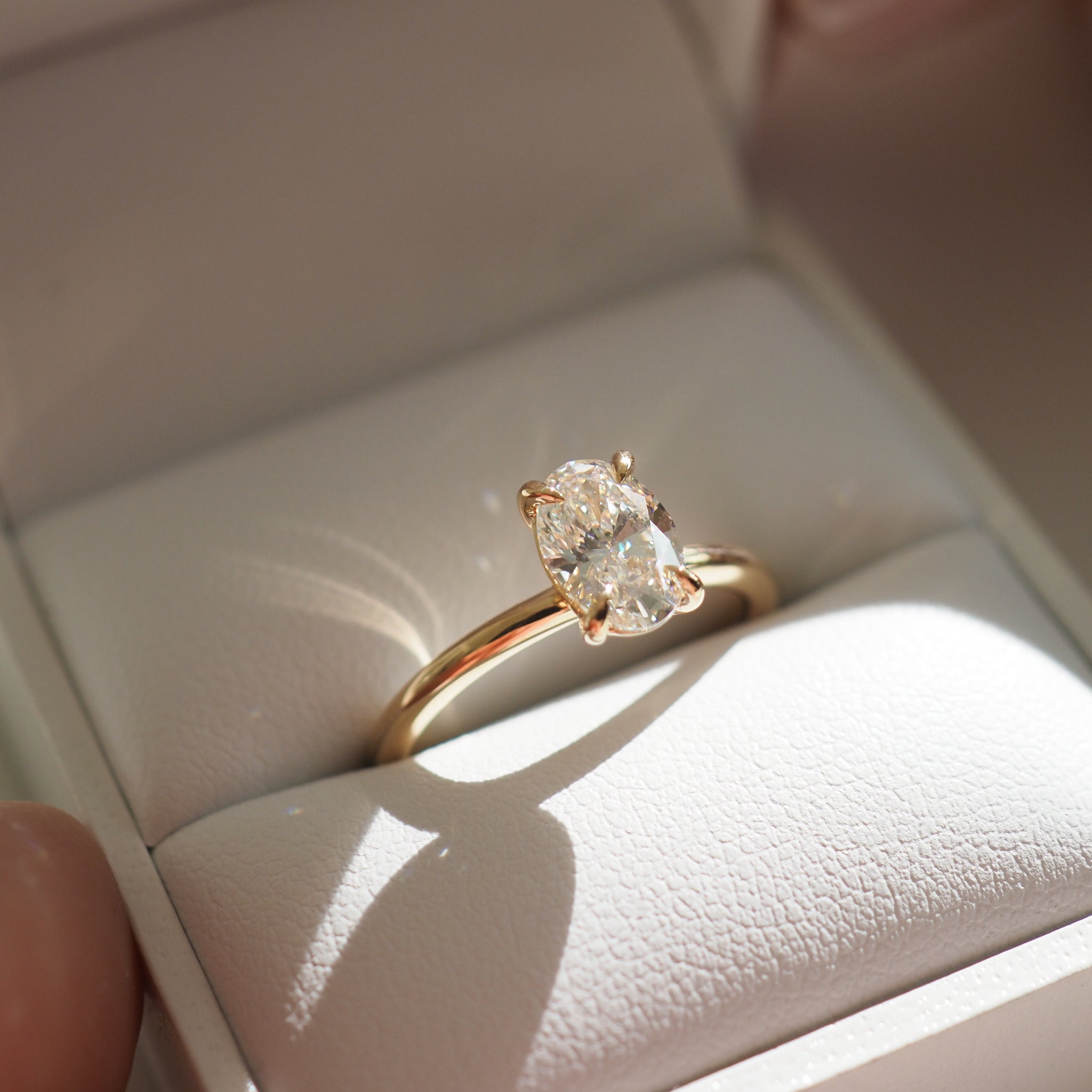 Clara | 1.02ct Oval Diamond Engagement Ring Ready To Wear