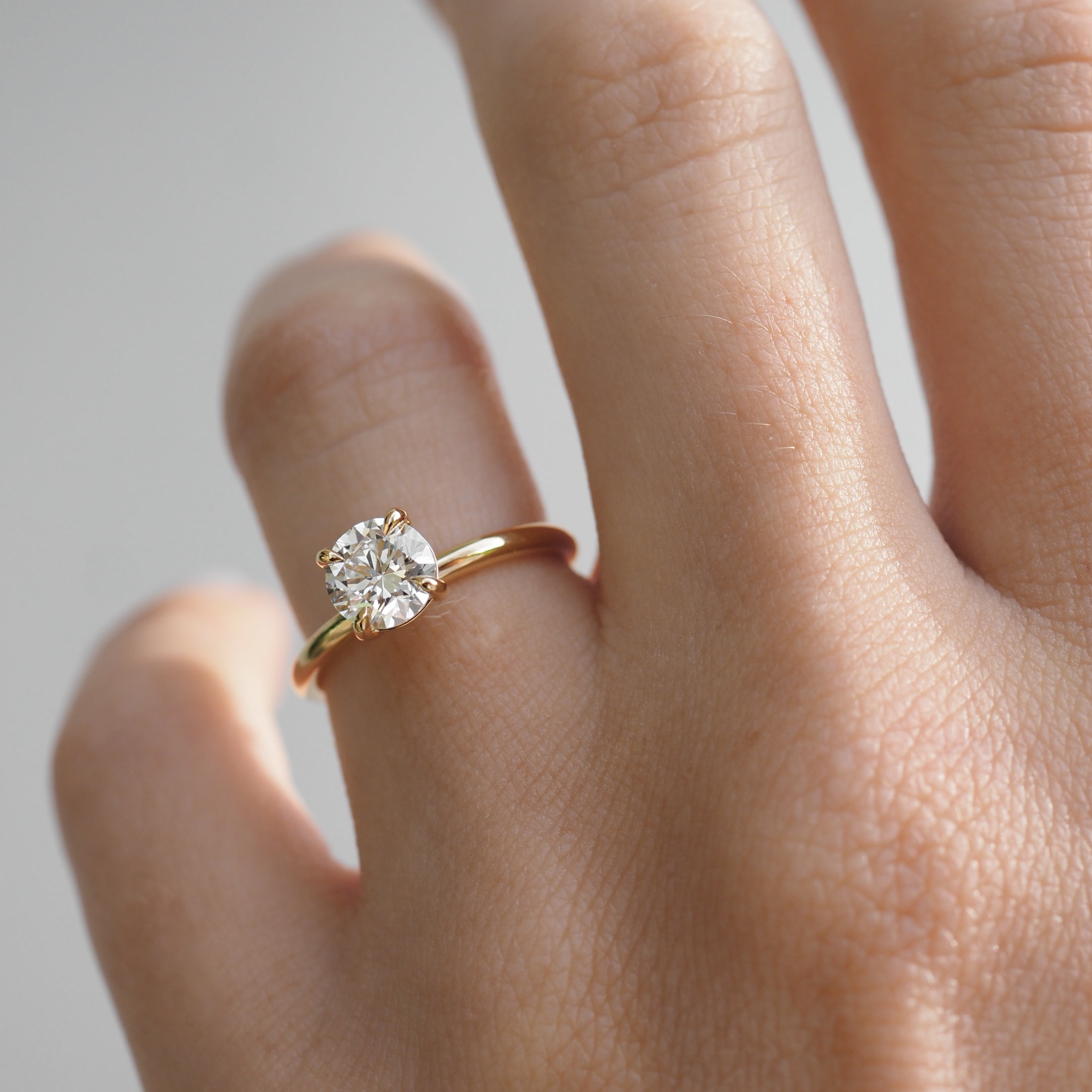 Cleo | 1ct Round Solitaire Lab-Grown Diamond Engagement Ring