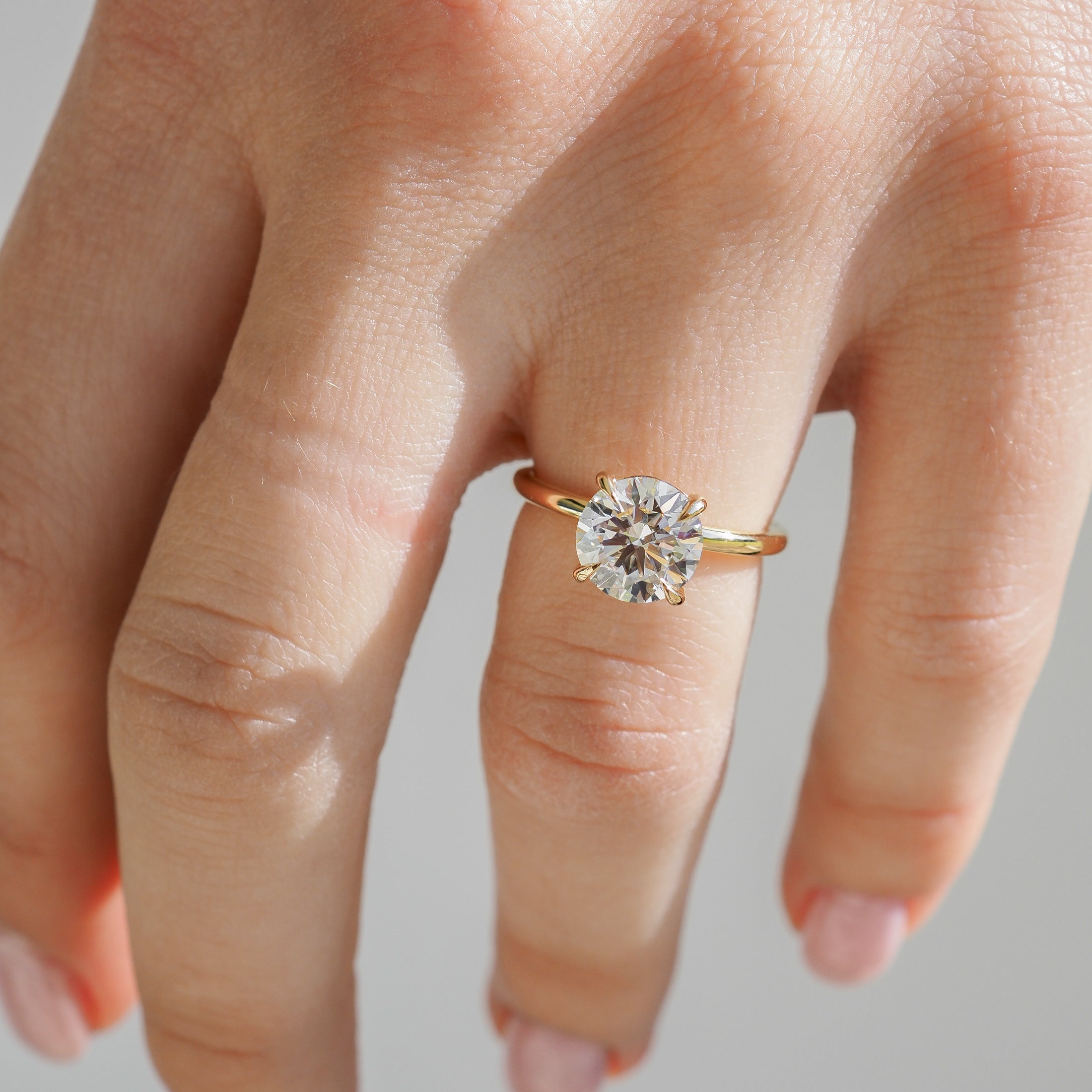 Cleo | 2ct Round Lab-Grown Diamond Ring
