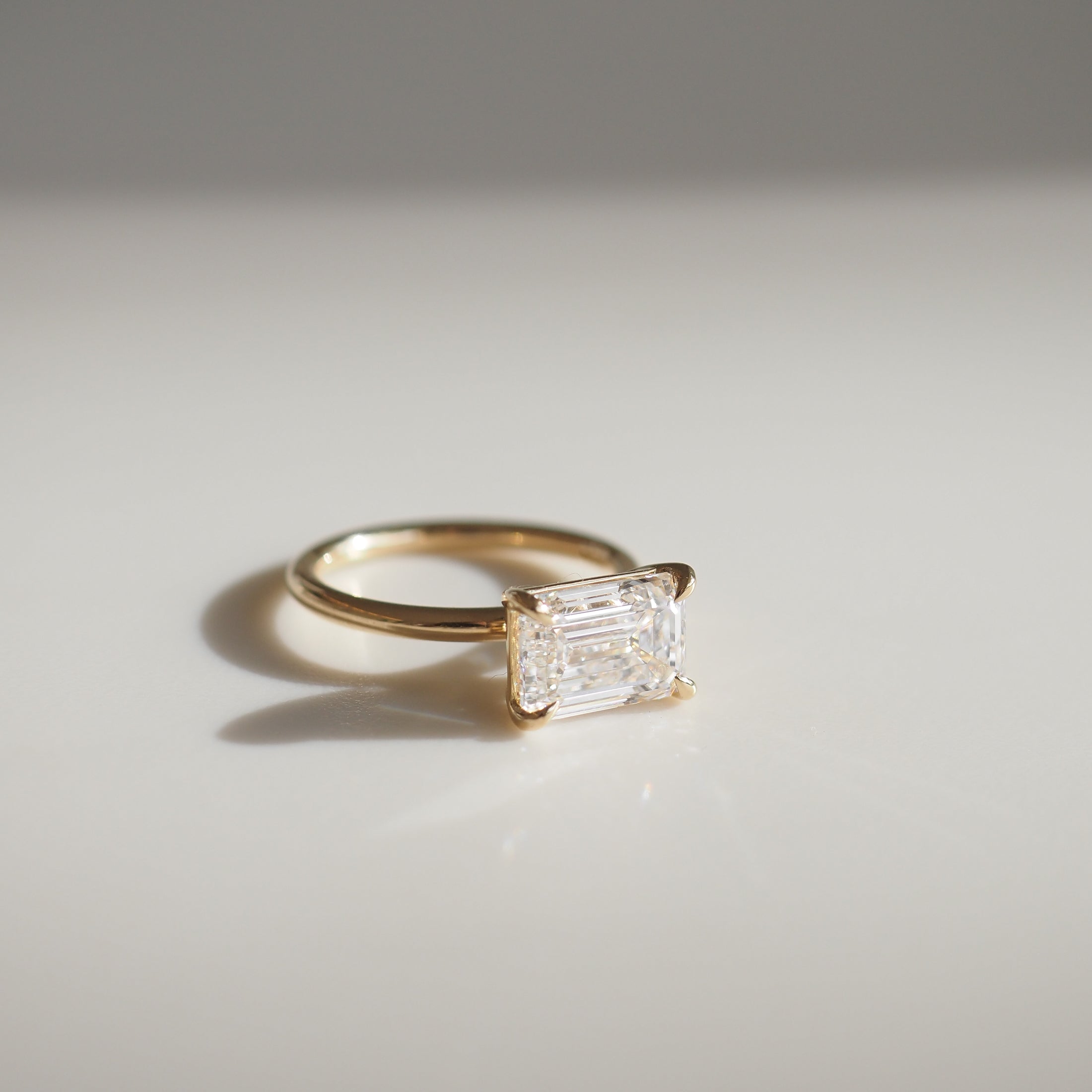 Fae | 3ct Emerald Solitaire Lab-Grown Diamond Engagement Ring