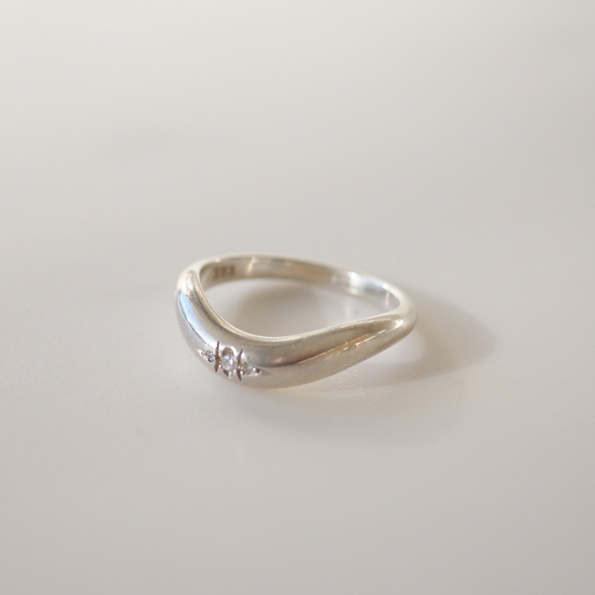 Diamond Riva | Archive Organically Curved Ring
