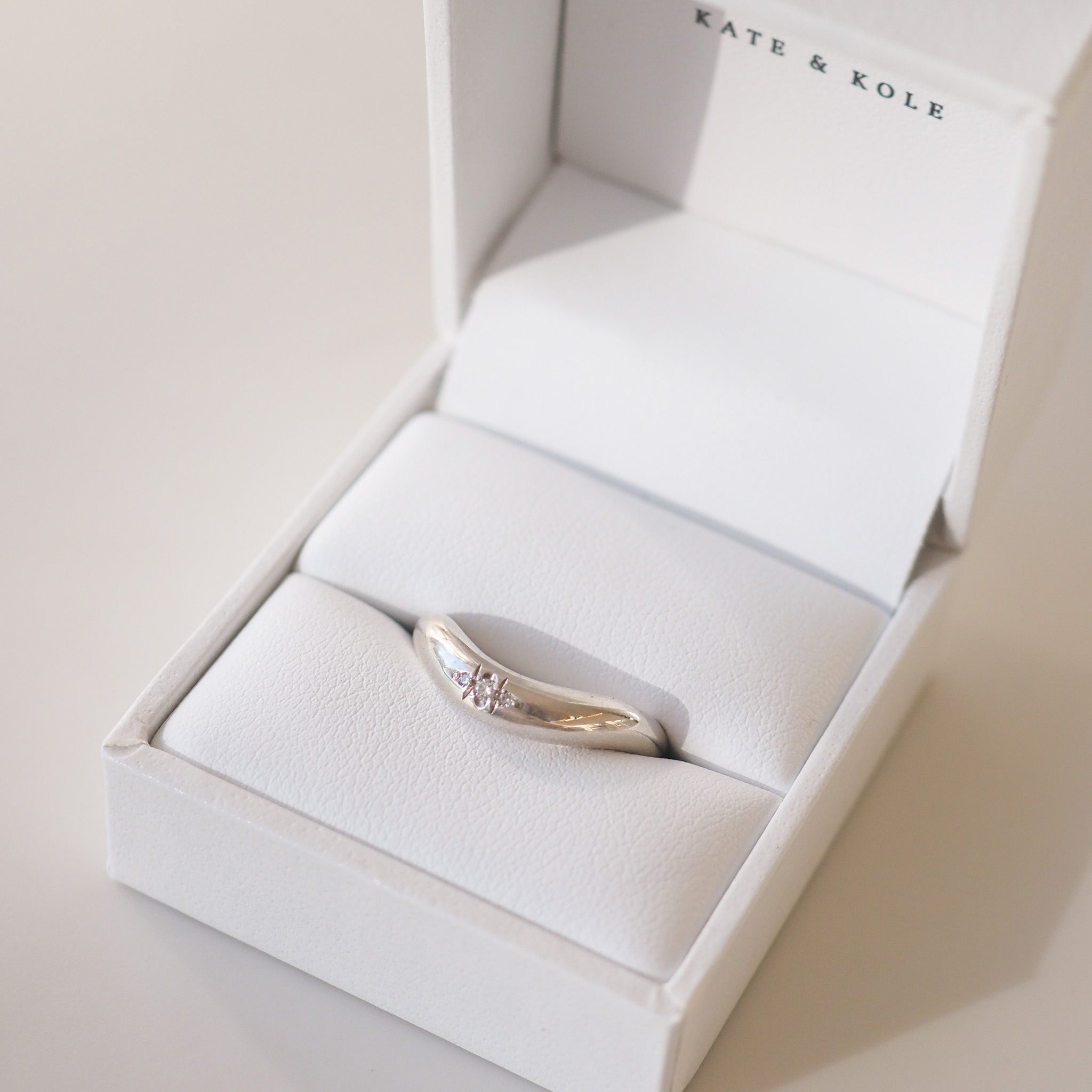 Diamond Riva | Archive Organically Curved Ring