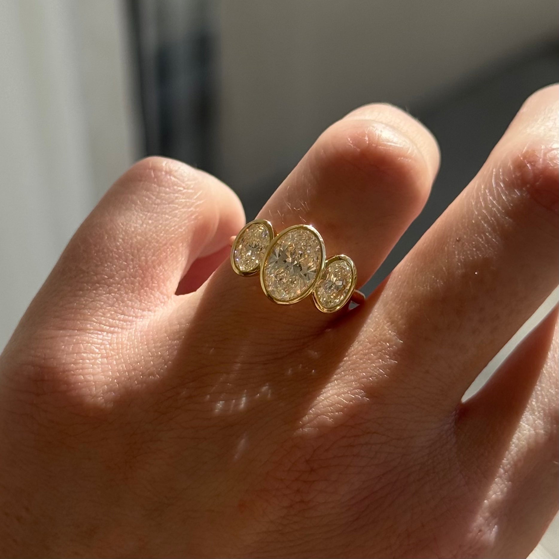 Olette | 2.5ct Oval Bezel Trilogy Lab-Grown Diamond Ring
