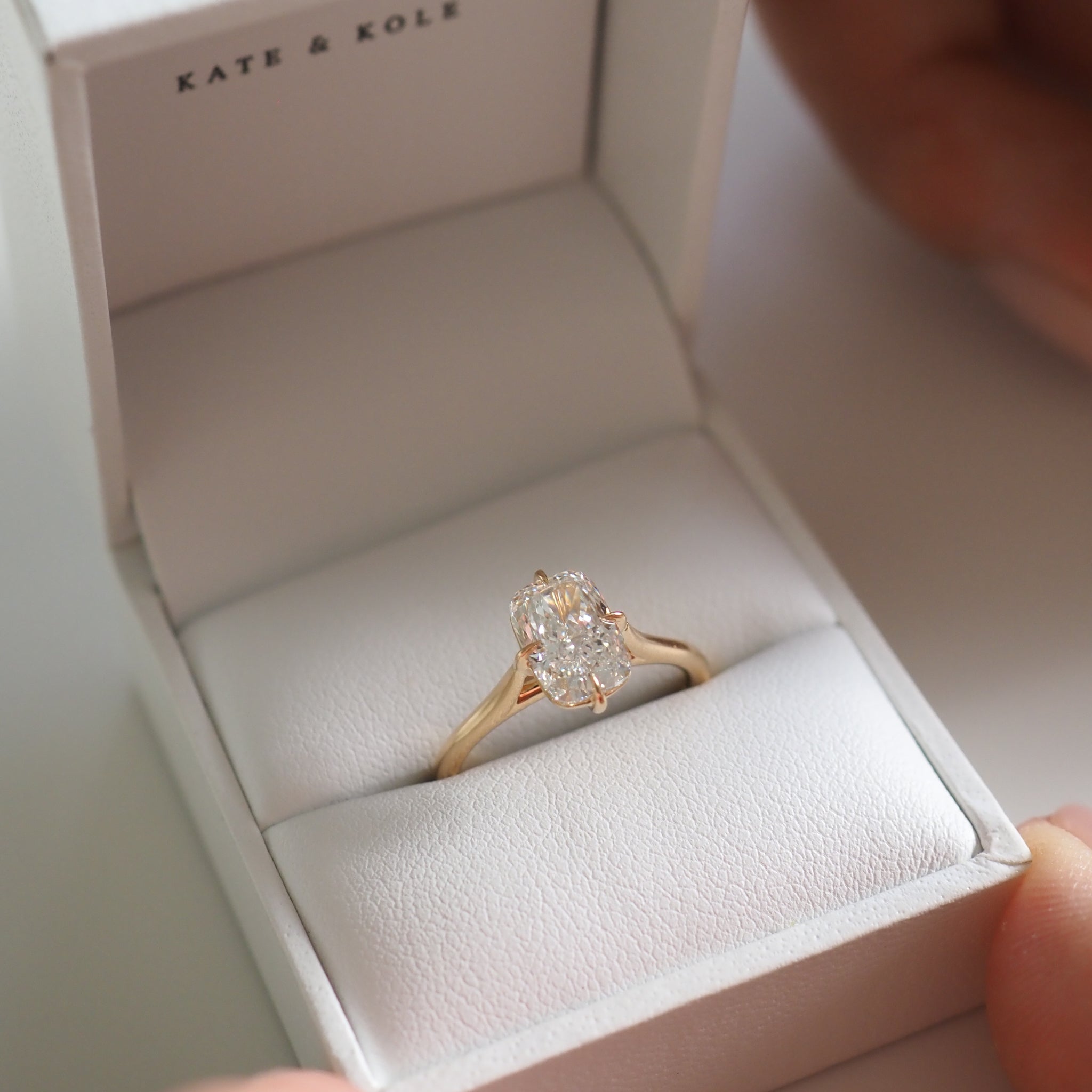 Kali | 1.63ct Elongated Cushion Diamond Engagement Ring Ready To Wear