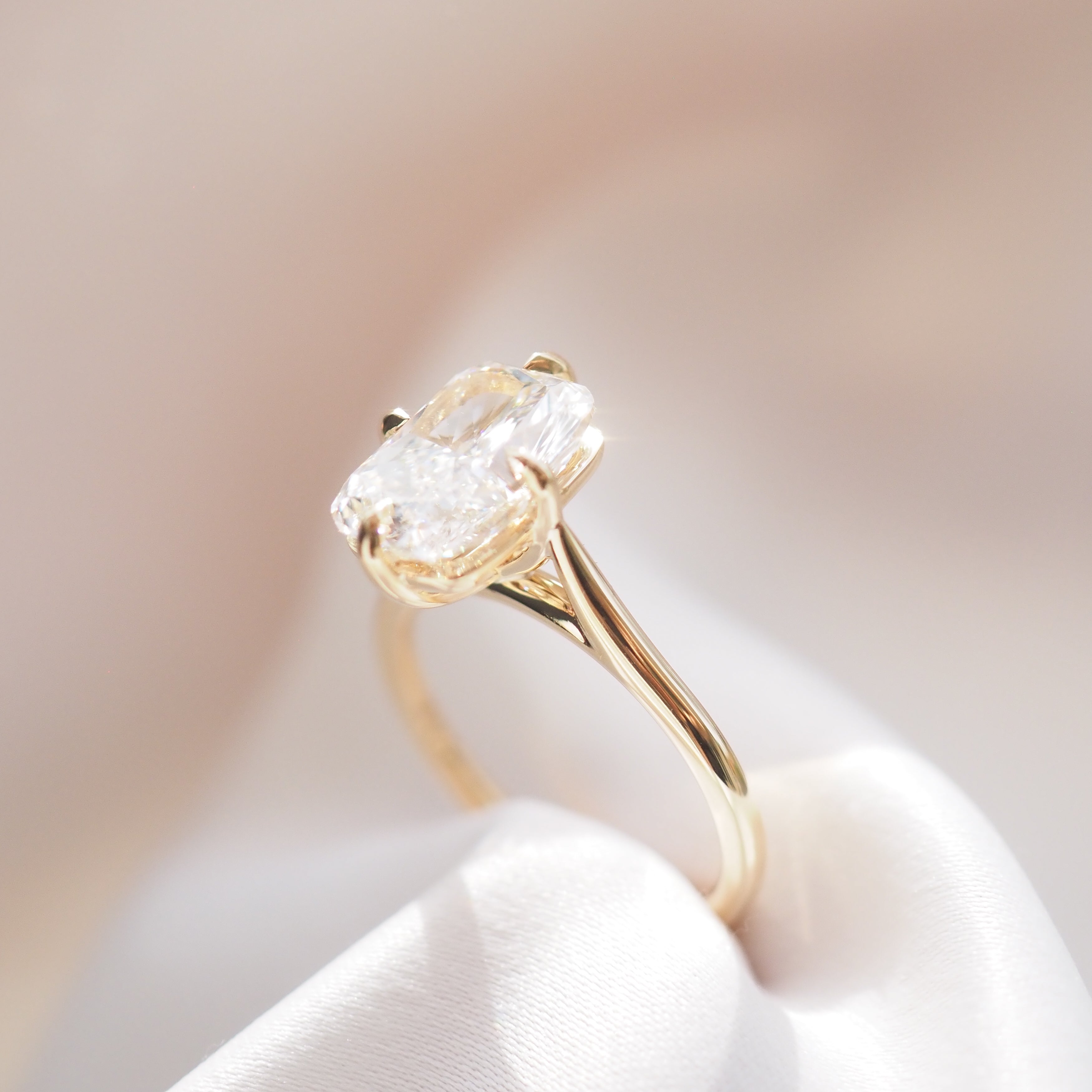 Kali | 3ct Elongated Cushion Lab-Grown Diamond Ring