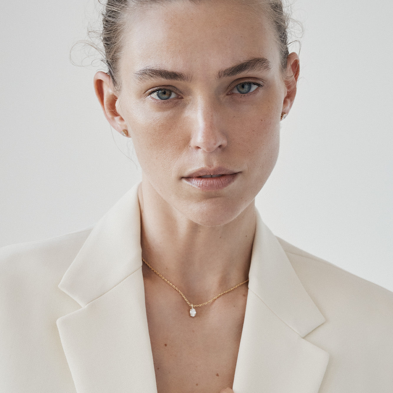 Clara Pendant | Oval Lab-Grown Diamond Necklace