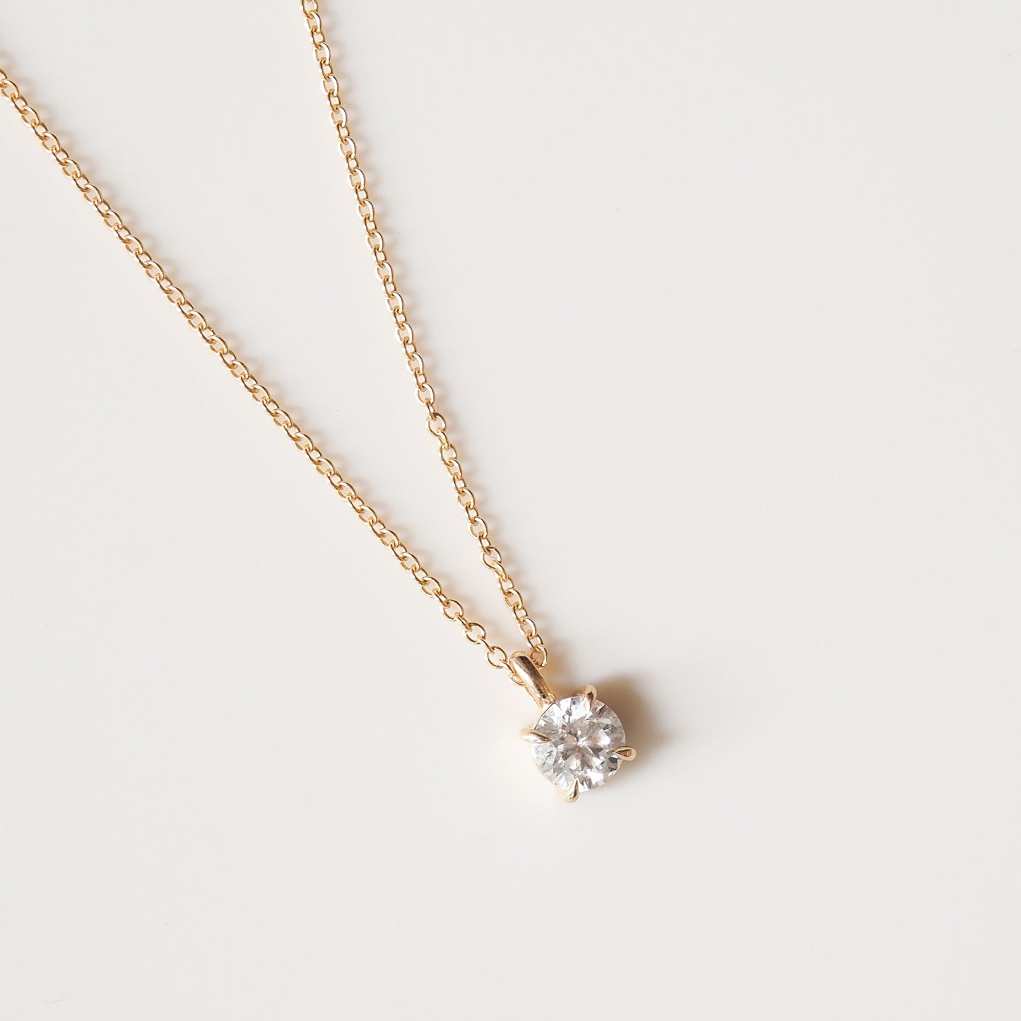 Round Brilliant Pendant on a Yellow Gold Chain