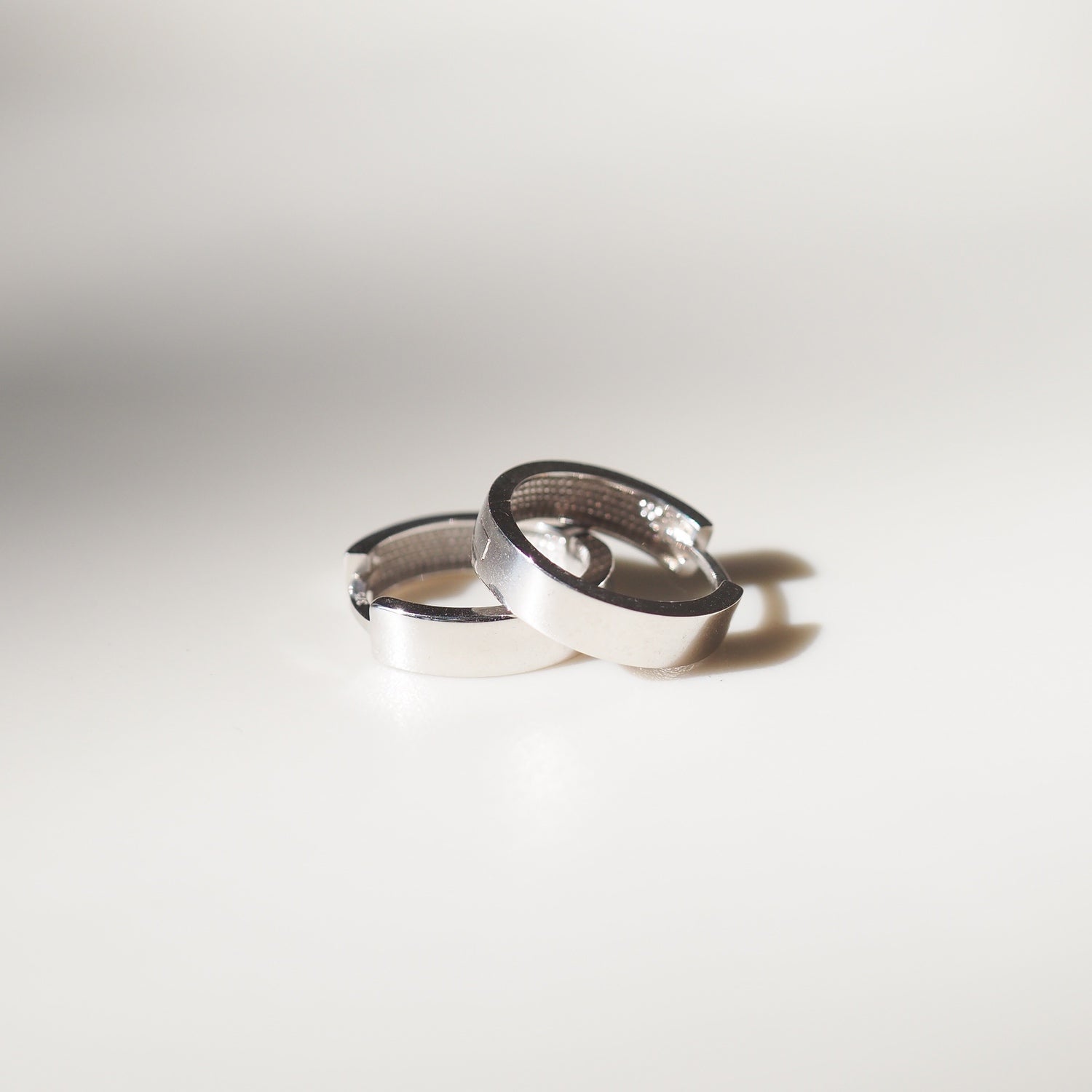 Square Huggies | Archive Solid Gold Small Hoop Earrings