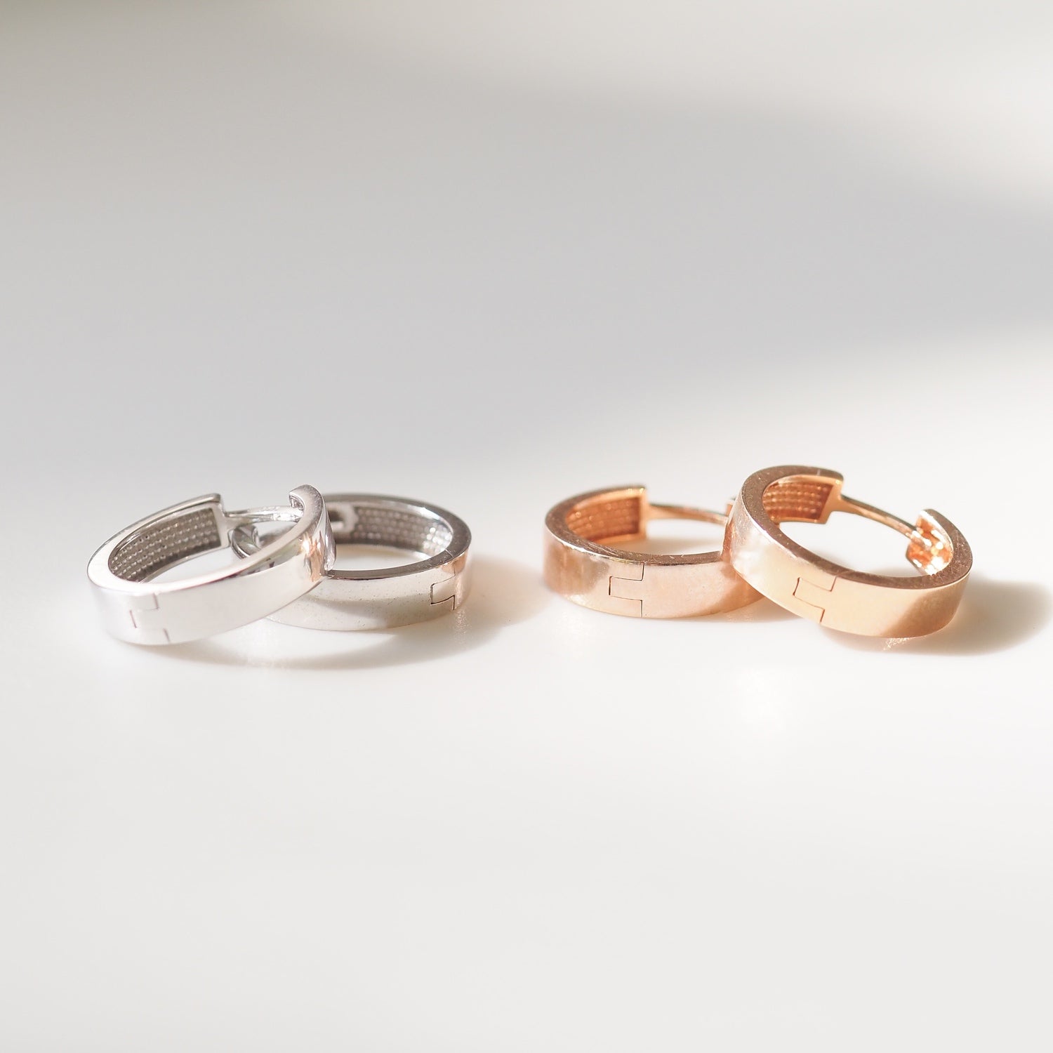 Square Huggies | Archive Solid Gold Small Hoop Earrings