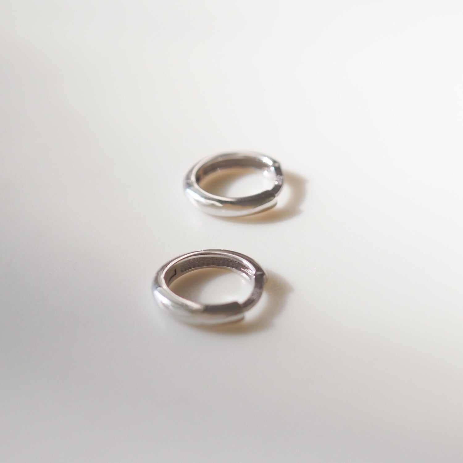 Small Huggies | Archive Solid Gold Hoop Earrings