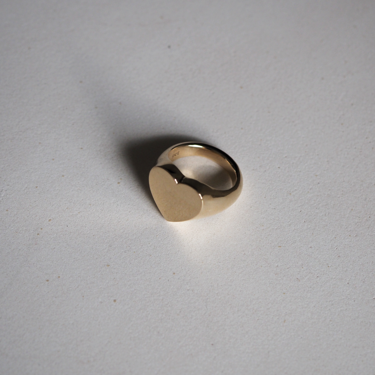 Solid 9ct Yellow Gold Bold Heart Signet Ring