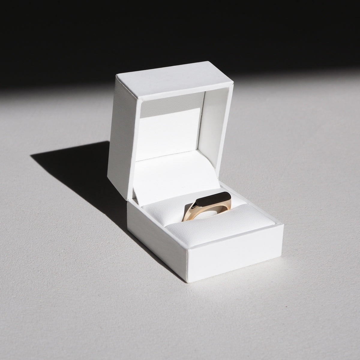 9ct Solid Gold Engravable Narrow Signet Ring