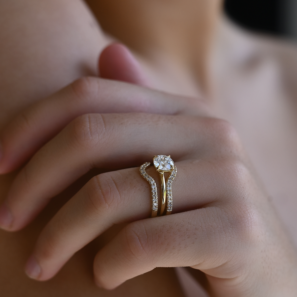 Arched 2025 wedding band