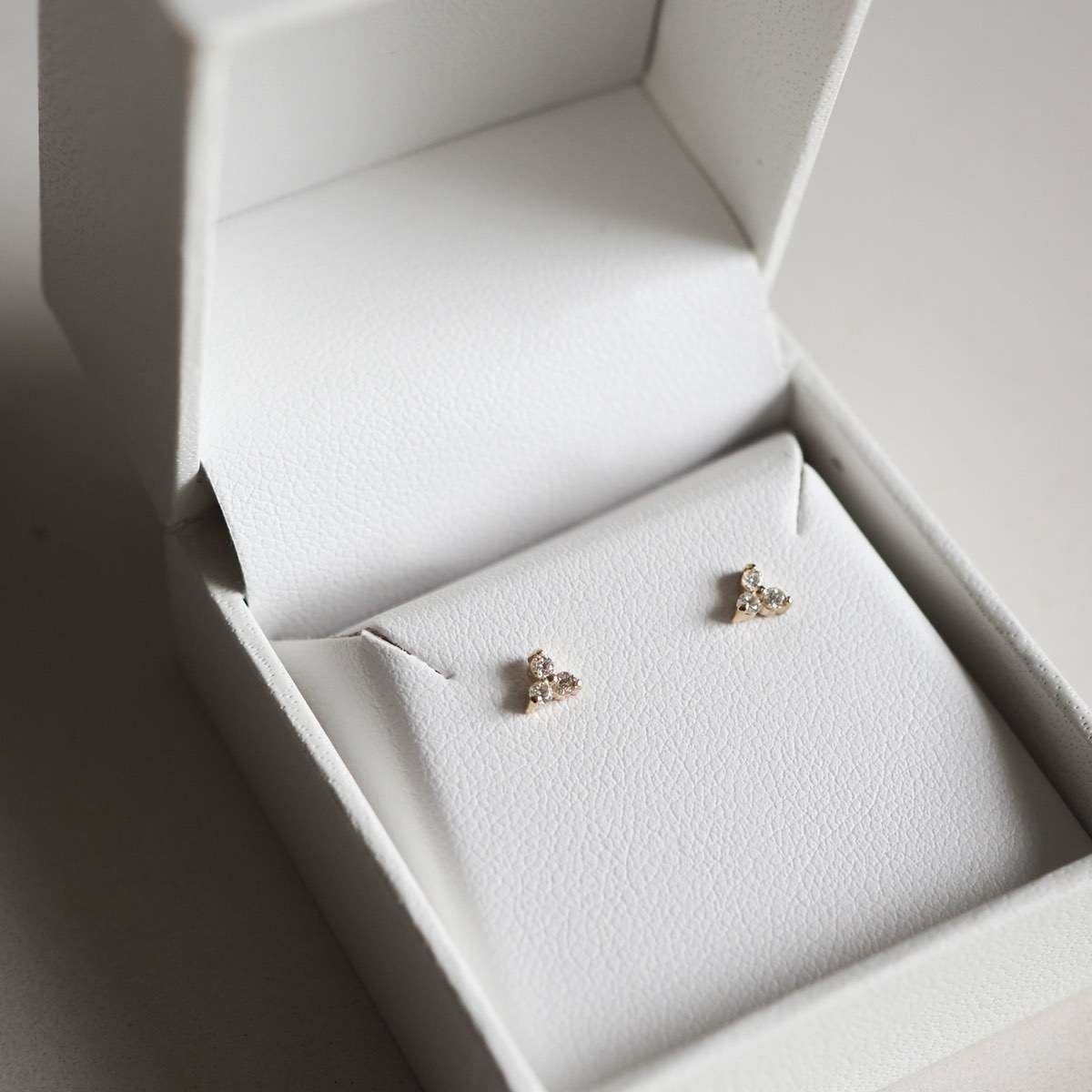 9ct Yellow Gold Therefore Studs made for everyday wear, in a white K&K jewellery box