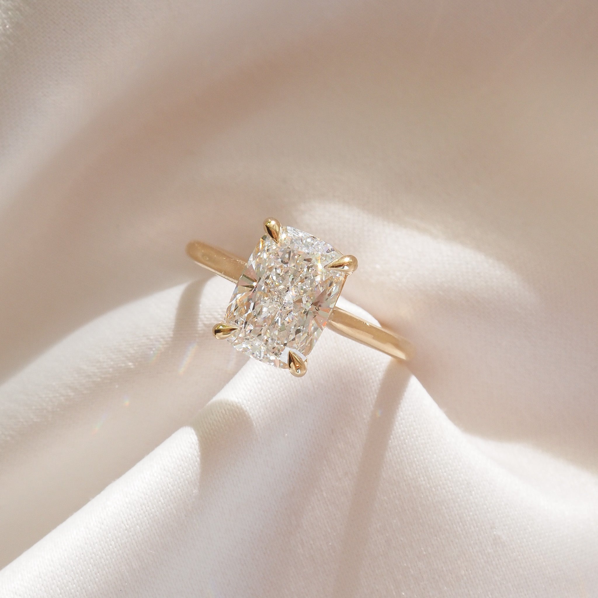 Khia | 2.5ct Elongated Cushion Solitaire Lab-Grown Diamond Engagement Ring