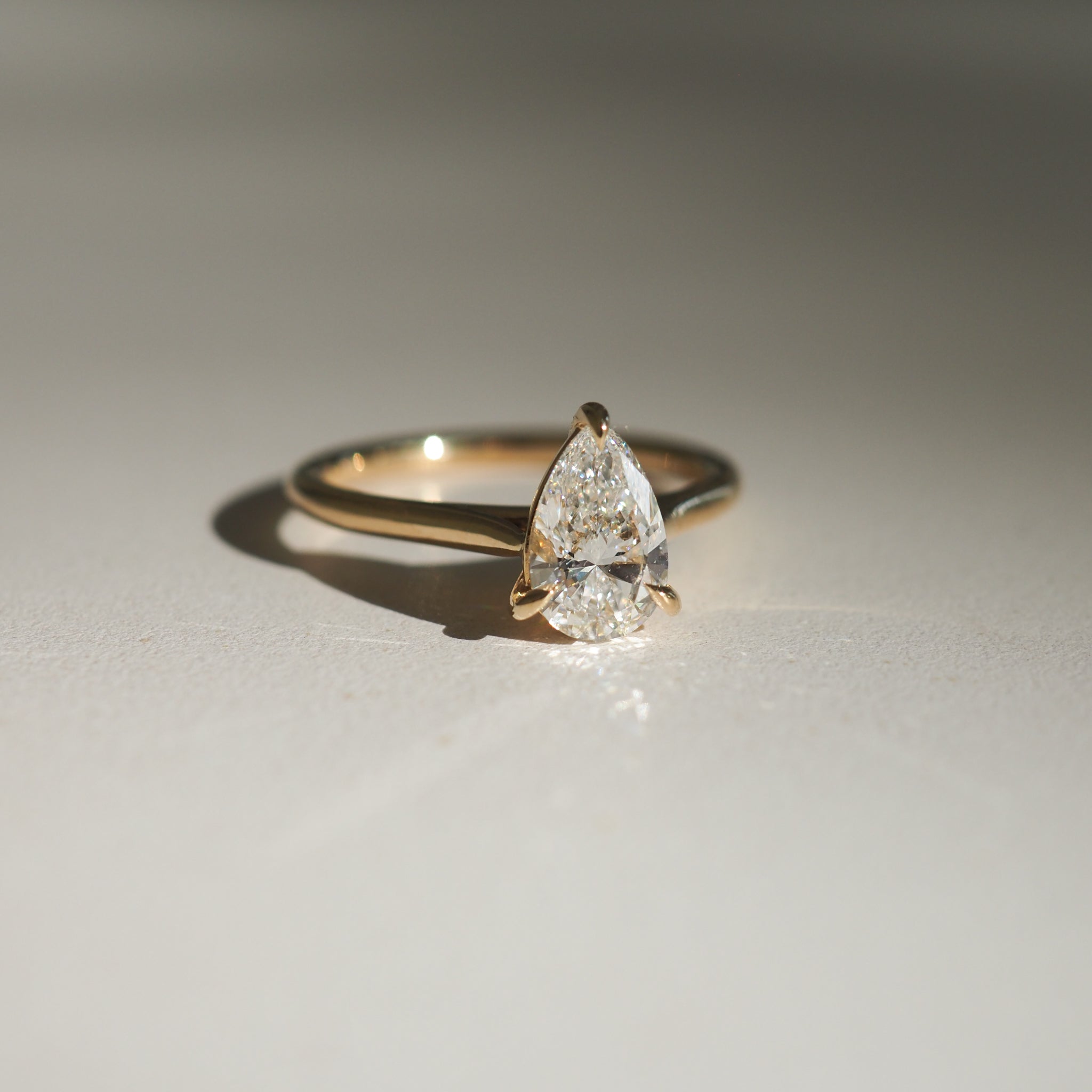 Lyla | 1.00ct Pear Lab-Grown Diamond Engagement Ring