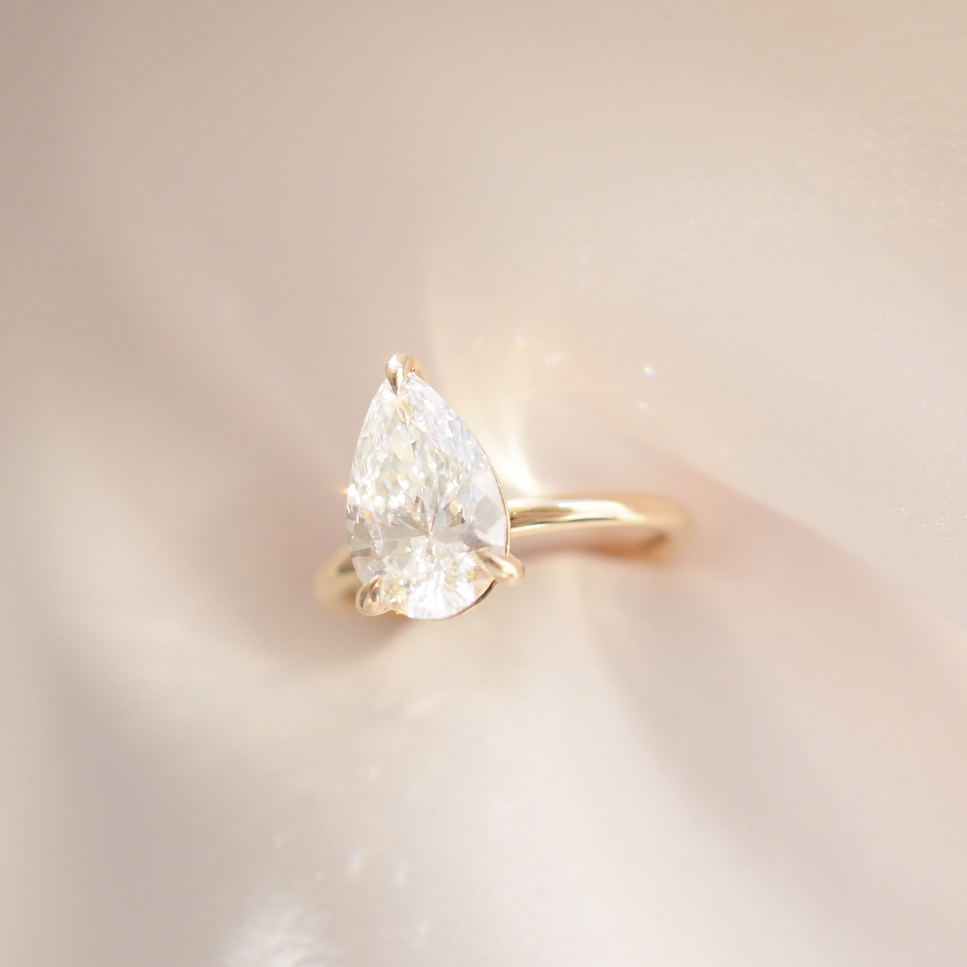 Lyla | 2.5ct Pear Solitaire Lab-Grown Diamond Engagement Ring