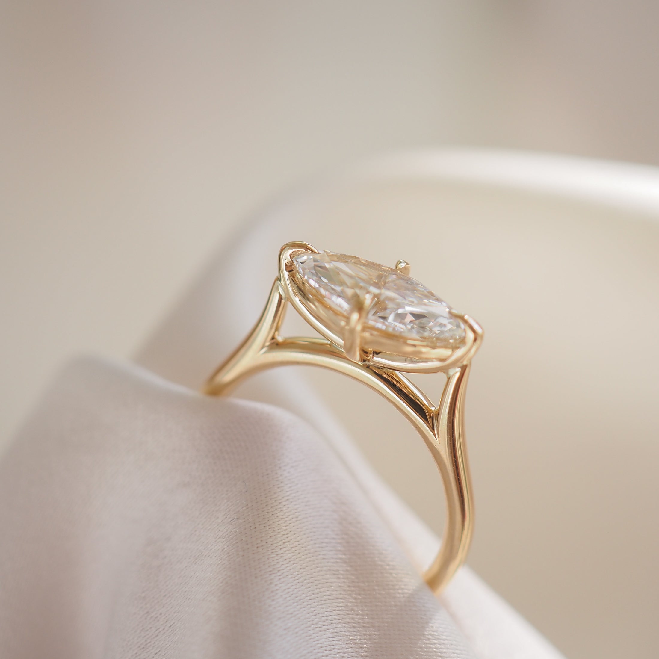 Micah | 1.5ct East West Marquise Solitaire Lab-Grown Diamond Ring