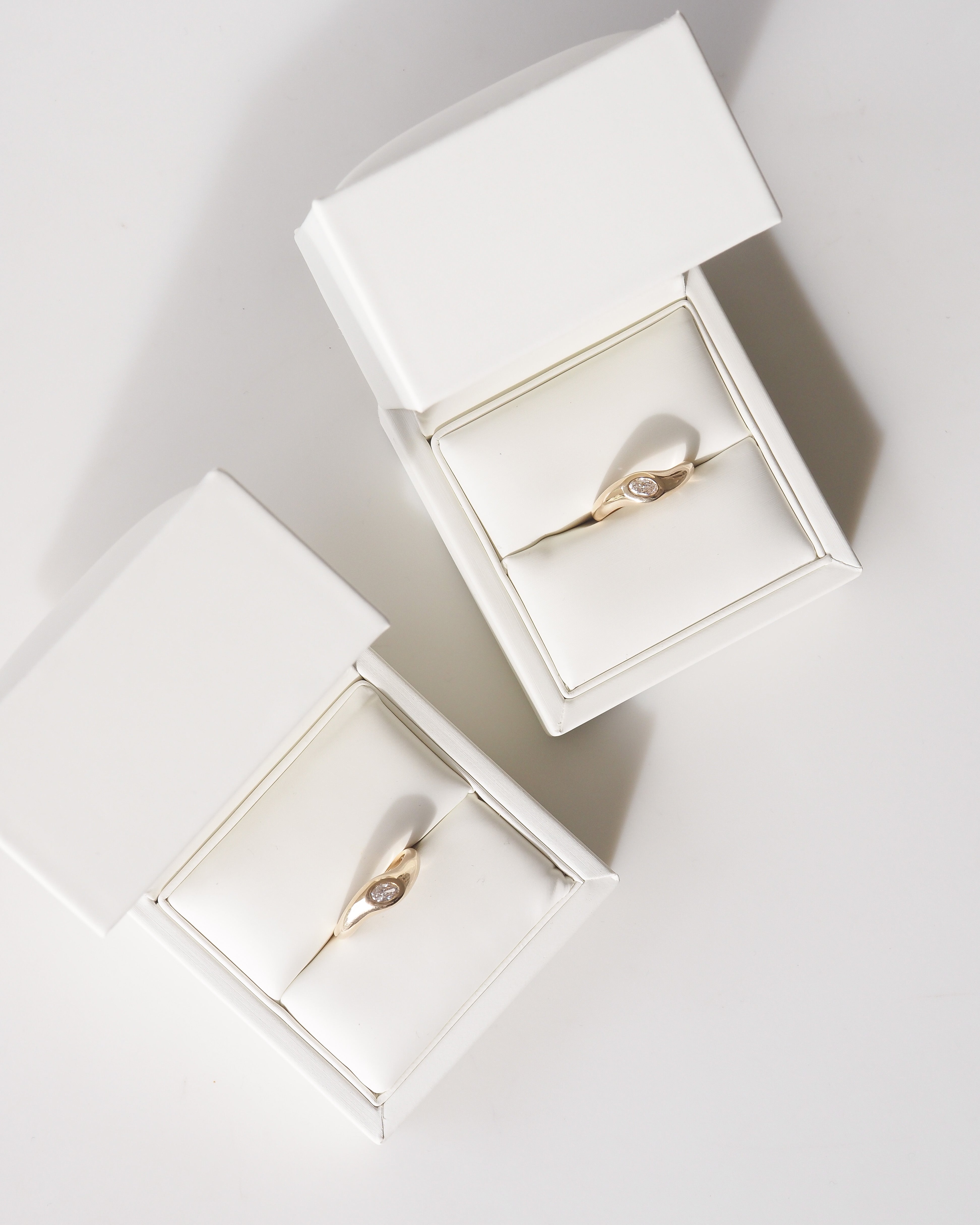 Mini Riva Signet | Oval Lab-Grown Diamond Ring [text overlay: 0.25ct Pictured]