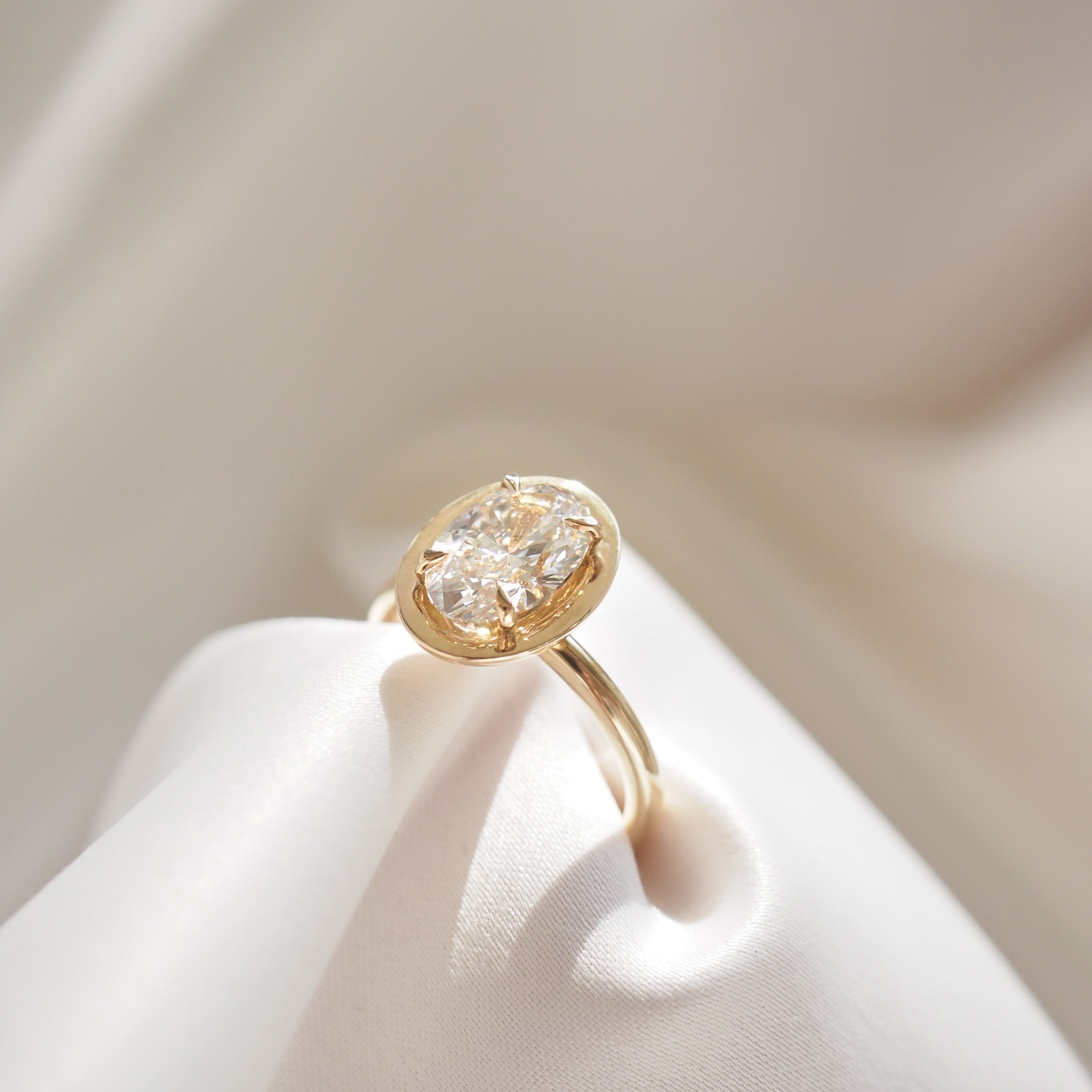 Harper | 2ct Oval Solitaire Lab-Grown Diamond Ring with Halo