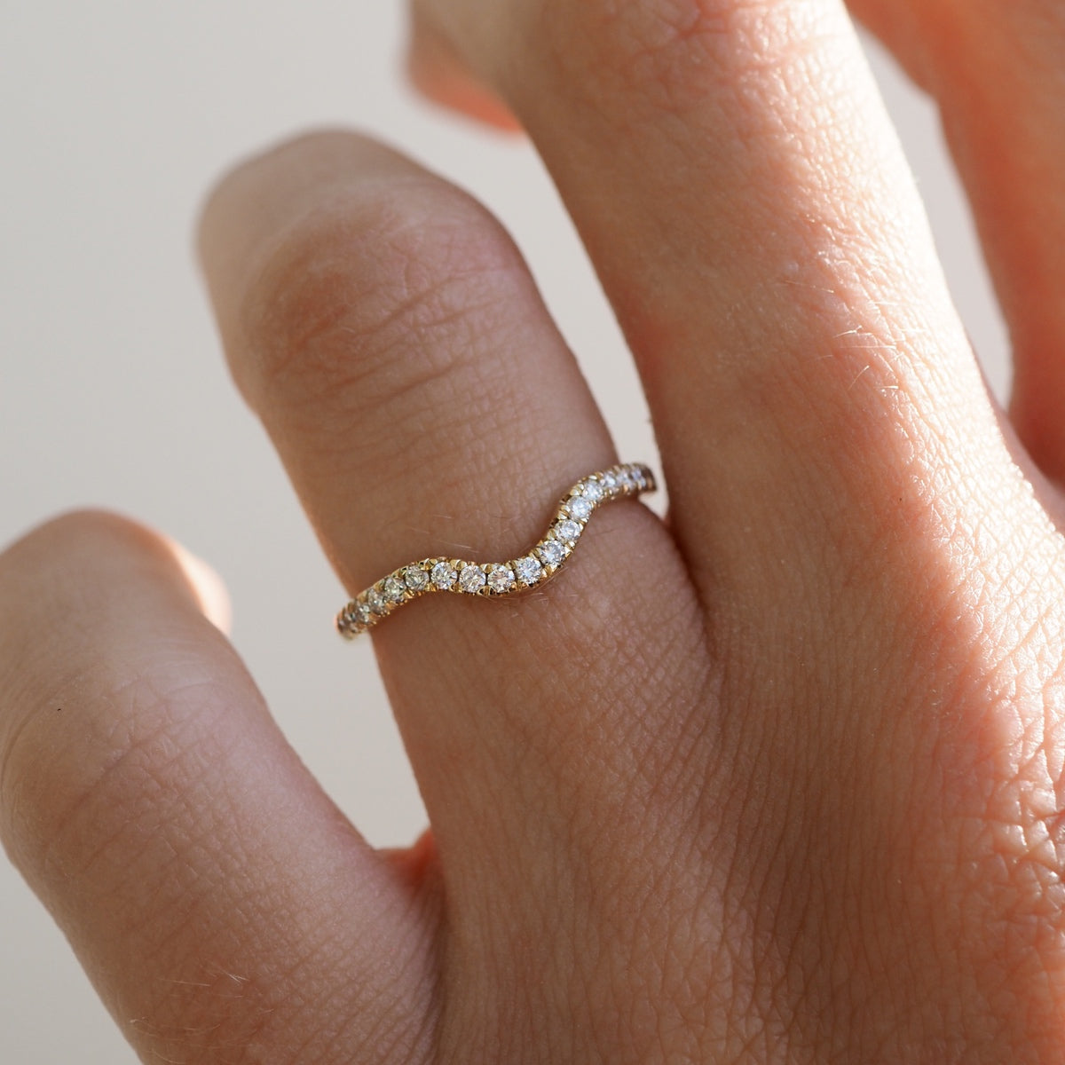Pia | Curved Lab-Grown Diamond Wedding Ring | Ready To Wear