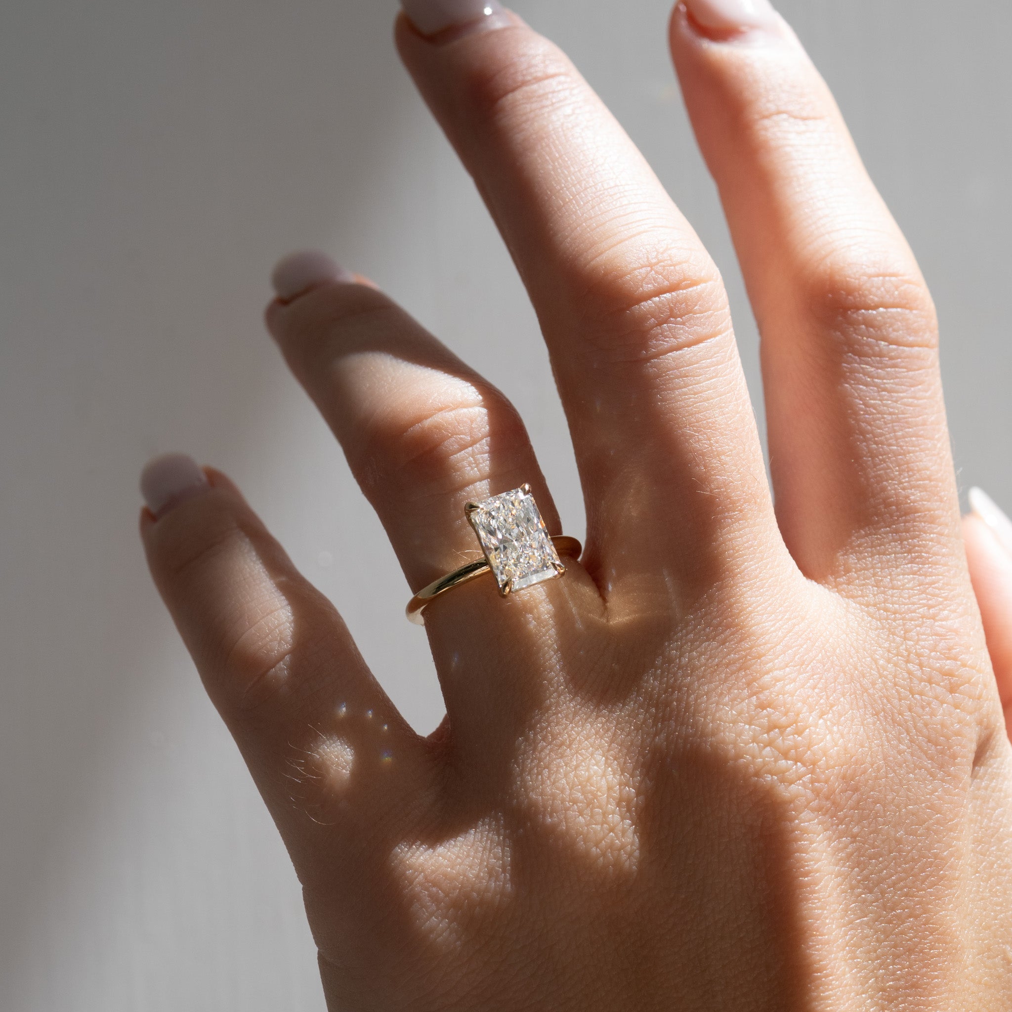 Rhea | 2.5ct Radiant Lab-Grown Diamond Ring