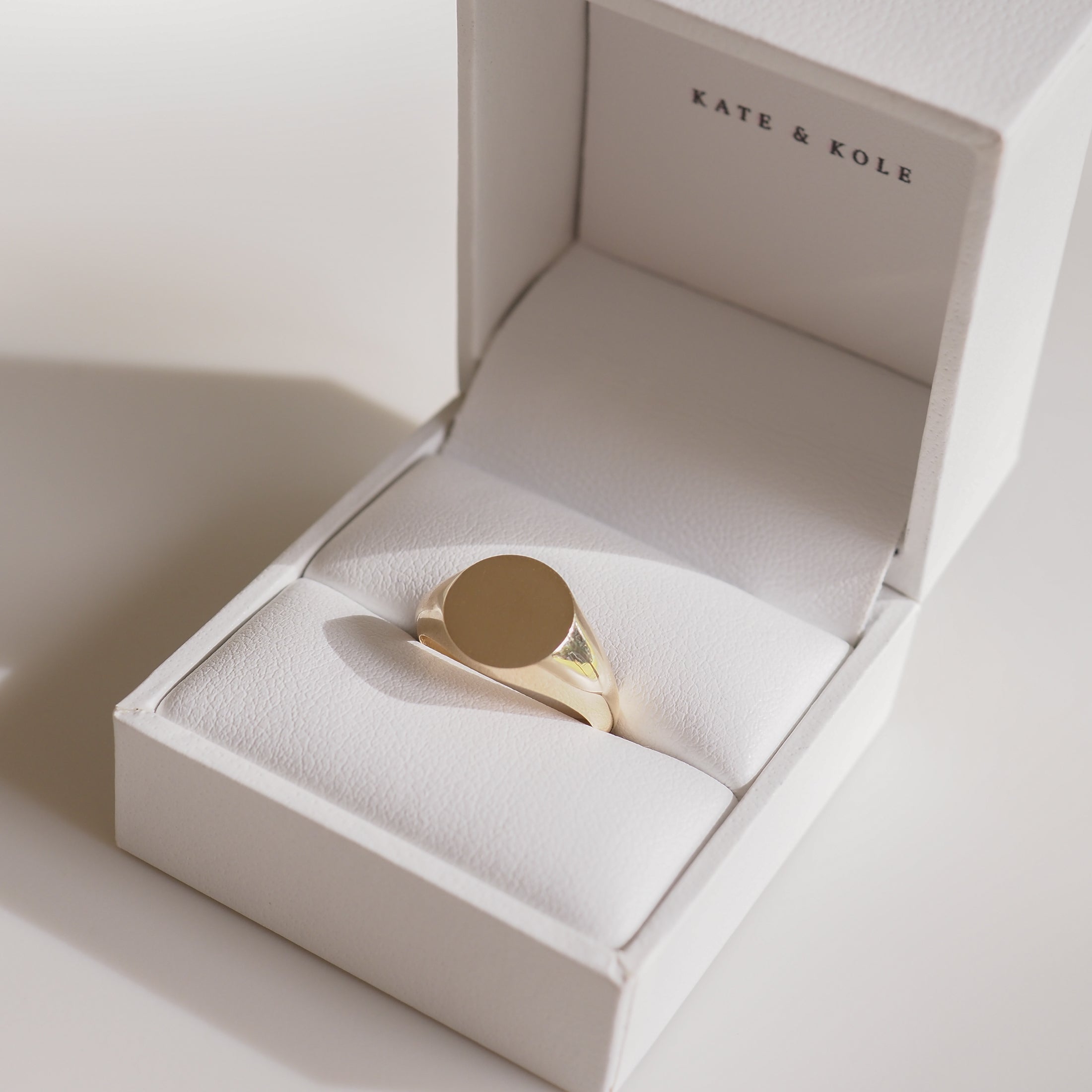 Bold Round Signet | Archive Solid Signet Ring